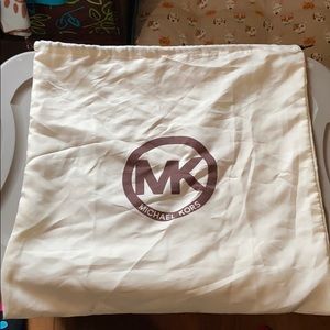 MK dust bag